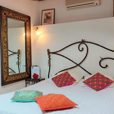 La Bergerie Du Moulin (adults Only) Bed & Breakfast