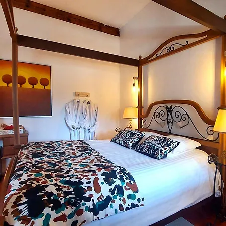 La Bergerie Du Moulin (adults Only) Bed & Breakfast